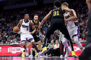 解决后防线 解决后防线