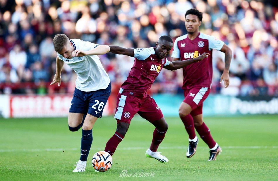 国际舞台强 国际舞台强